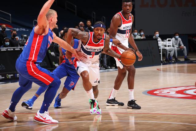 何塞卢再次 何塞卢再次