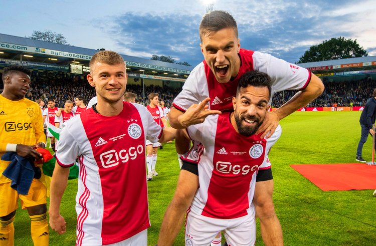 的卓越表现 的卓越表现