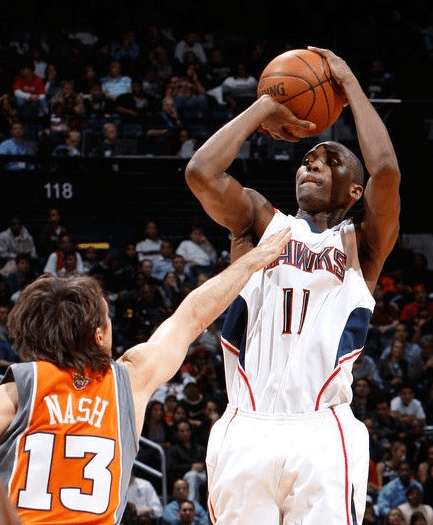 力中锋缺阵 力中锋缺阵