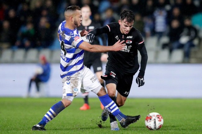 2岁的球员 2岁的球员