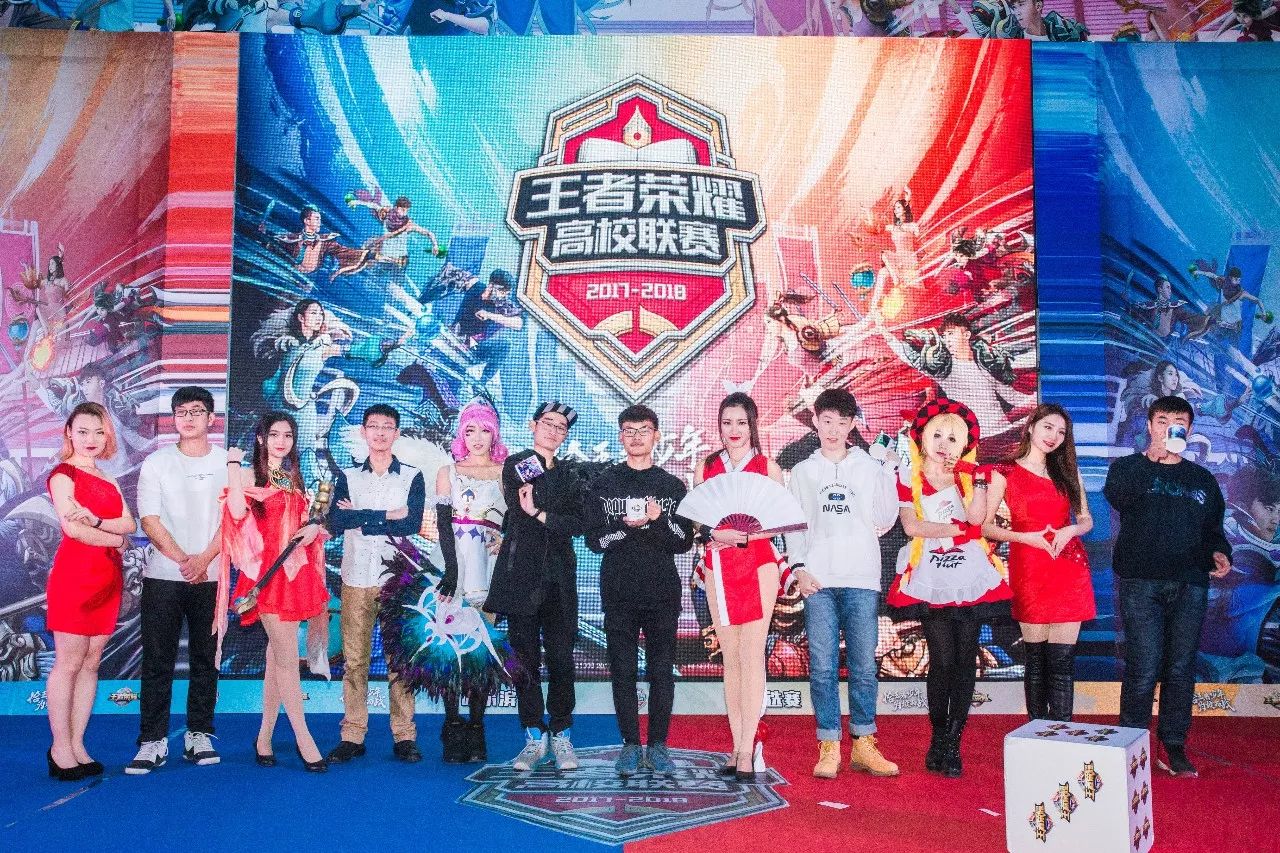 是会吃零食 是会吃零食