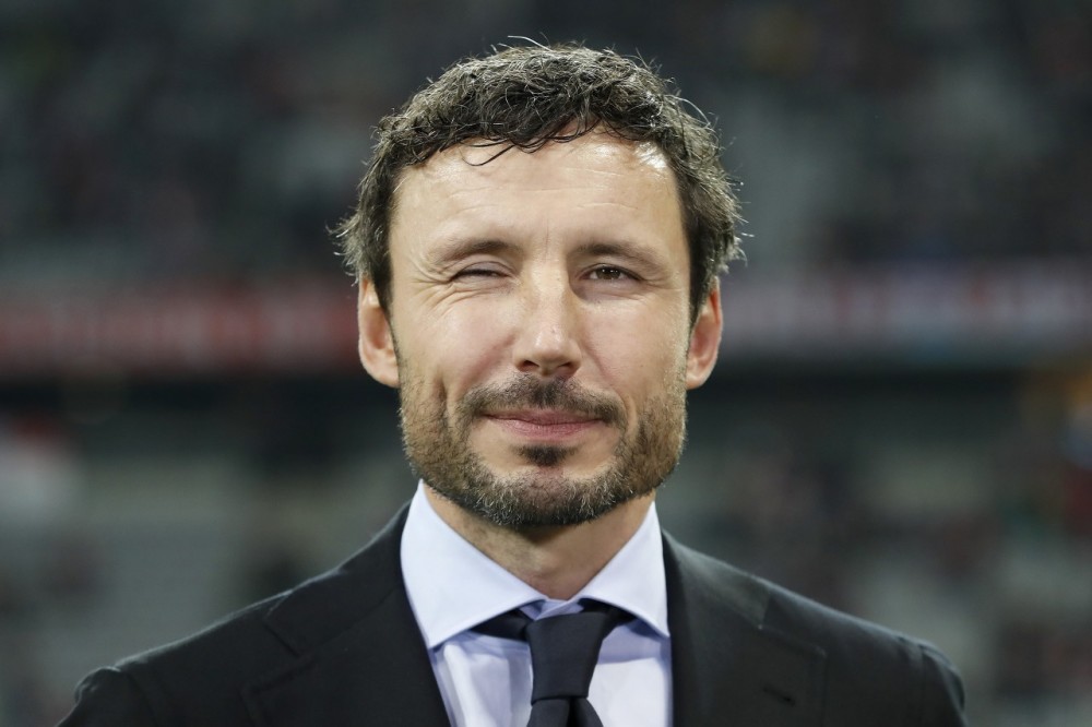 并很快步入 并很快步入