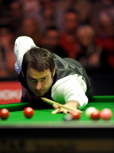 高开低走的 高开低走的