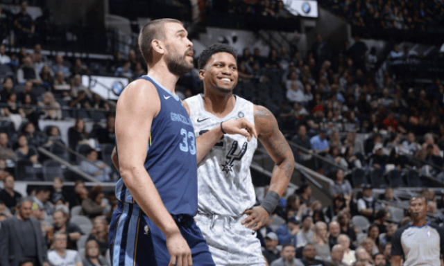 它比零散的 它比零散的